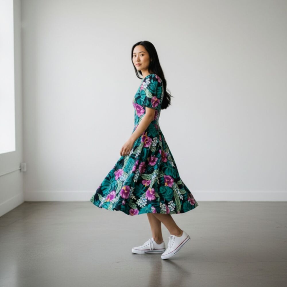 RARE Vintage 1980s Puff Sleeve Midi Hawaiian Dress - Small
